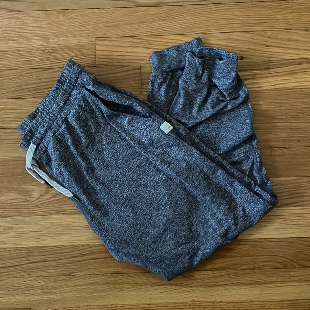 Vuori Performance Joggers